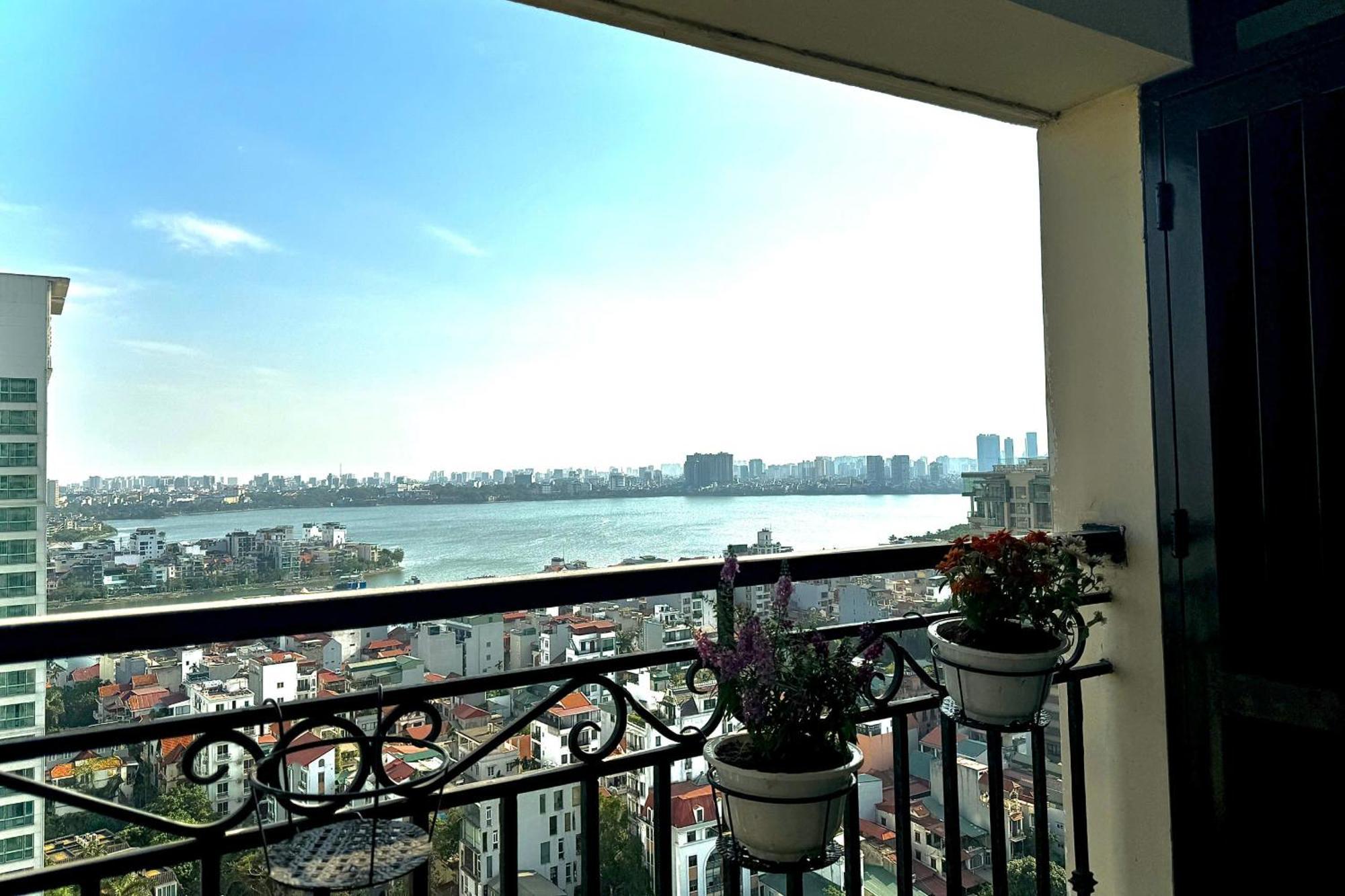 D'Leroi Soleil - Westlake Suite & Apartment Hanoi Exterior foto